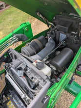 Load image into Gallery viewer, John Deere Compact Tractor 1025R ONLY 250HRS
