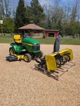Load image into Gallery viewer, Lawn tractor John Deere X320 with 48" mowing deck
