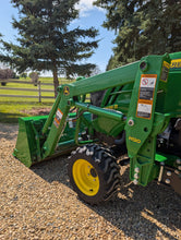 Load image into Gallery viewer, Compact Tractor with Back hoe John Deere 1025R 2014
