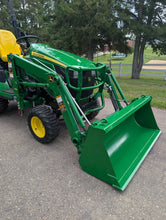 Load image into Gallery viewer, John Deere 1025R back hoe and loader
