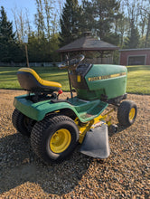Load image into Gallery viewer, Lawn mower John Deere 170 38" deck
