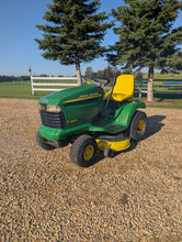Load image into Gallery viewer, John Deere Lt166 lawn mower 38" deck
