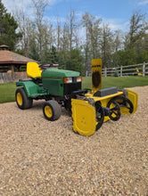 Load image into Gallery viewer, John Deere 425 Lawn tractor with Snowblower
