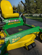 Load image into Gallery viewer, Zero Turn John Deere Z665 60" mowing deck
