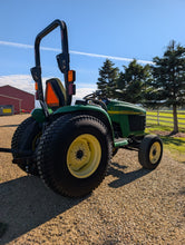 Load image into Gallery viewer, Compact Tractor John Deere 4310 31HP
