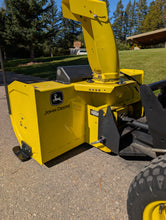 Load image into Gallery viewer, John Deere compact Tractor X728 plus snowblower
