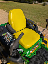 Load image into Gallery viewer, John Deere Zero Turn Z665 60" mowing Deck
