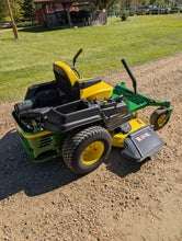 Load image into Gallery viewer, John Deere Zero turn Z535M ONLY 146HRS
