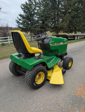 Load image into Gallery viewer, John Deere Lawn Mower 165 Hydro
