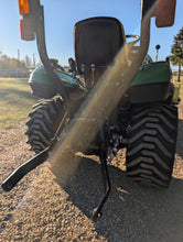 Load image into Gallery viewer, John Deere 1023E Compact Tractor !ONLY 210HRS!
