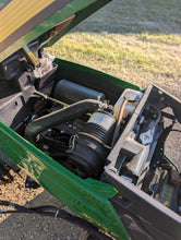 Load image into Gallery viewer, John Deere 1023E Compact Tractor !ONLY 210HRS!
