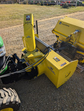 Load image into Gallery viewer, John Deere 26.5 HP Compact Tractor !ONLY 361HRS!
