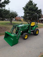 Load image into Gallery viewer, PRICE DROP: Compact Tractor John Deere 2210 with Loader
