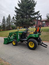 Load image into Gallery viewer, PRICE DROP: Compact Tractor John Deere 2210 with Loader
