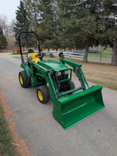 Load image into Gallery viewer, PRICE DROP: Compact Tractor John Deere 2210 with Loader
