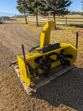 Load image into Gallery viewer, John Deere 2520 ,2720 ,2320 47" snowblower package
