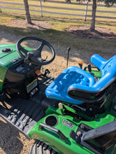 Load image into Gallery viewer, Compact Diesel Tractor John Deere 2305
