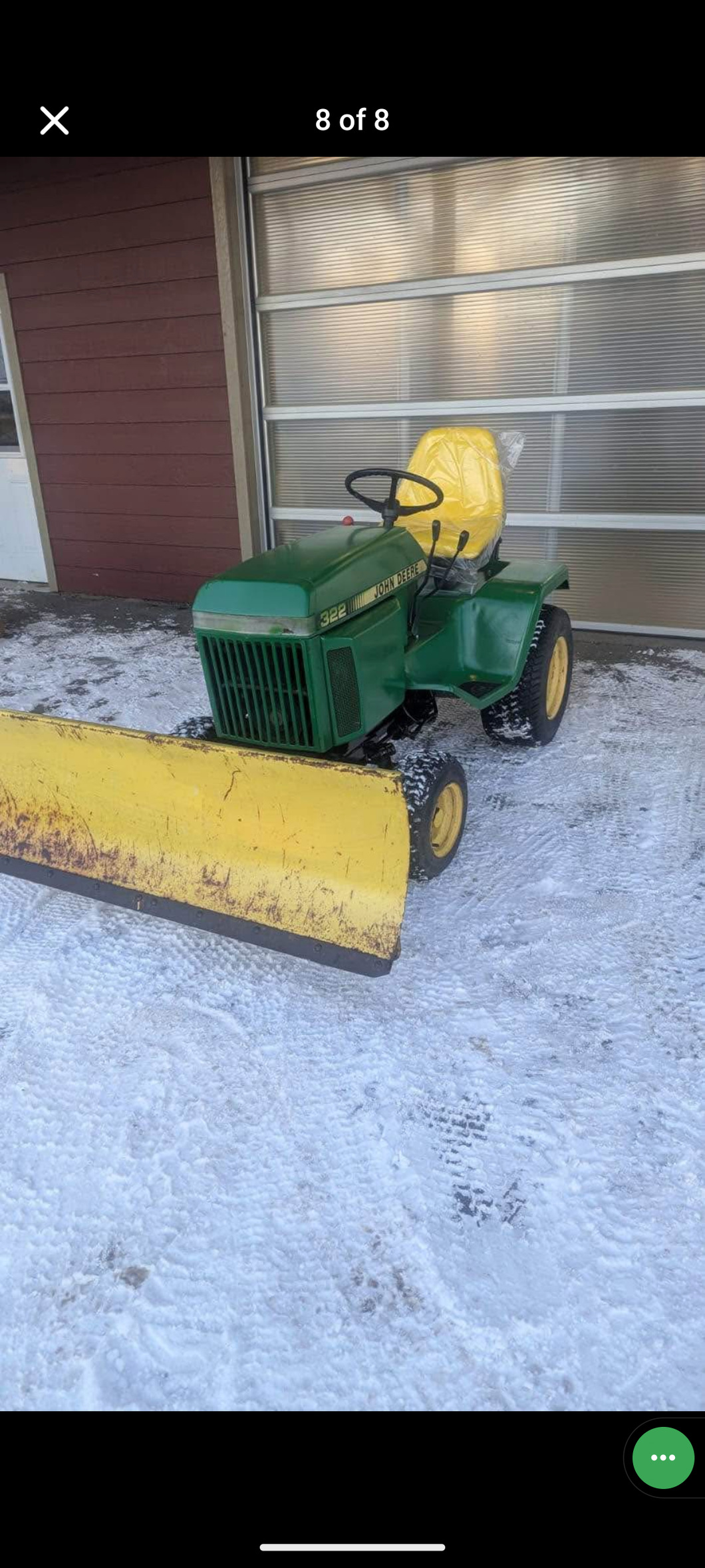 John Deere 322 law tractor snowplow