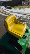 Load image into Gallery viewer, john Deere LT150 lawnmower
